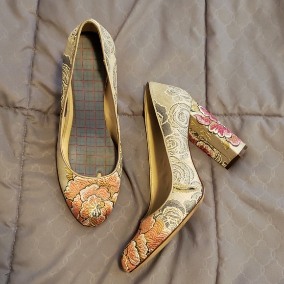 Nine West Shoes - Floral brocade heels